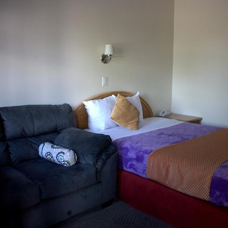 Grandview Motel Kamloops Zimmer foto